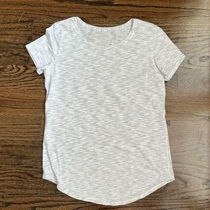 Lululemon Relaxed Fit SS top - size 2
